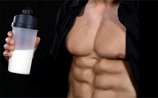 健身科普：健身是不是都要吃蛋白粉？